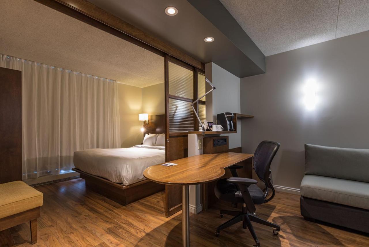Hotel & Suites Normandin Quebec Buitenkant foto