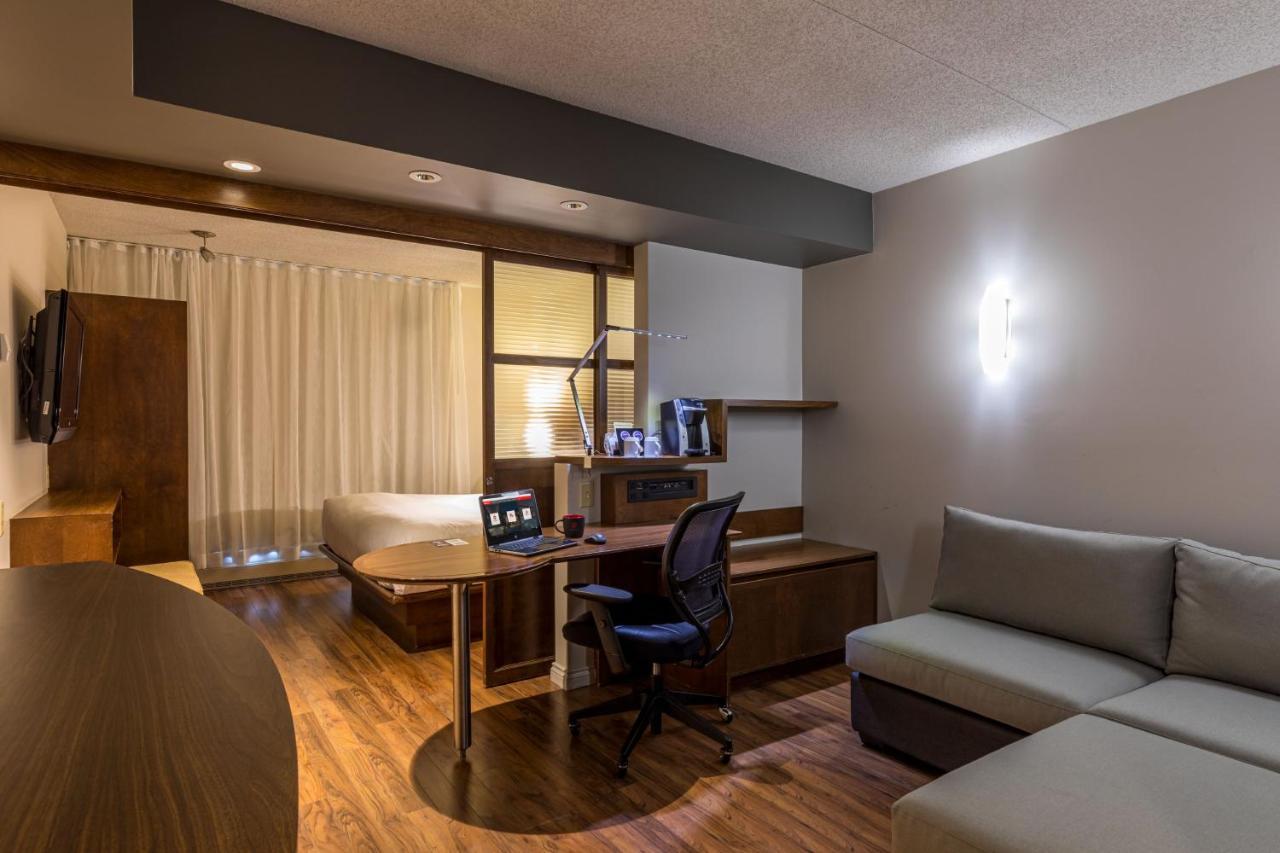Hotel & Suites Normandin Quebec Buitenkant foto