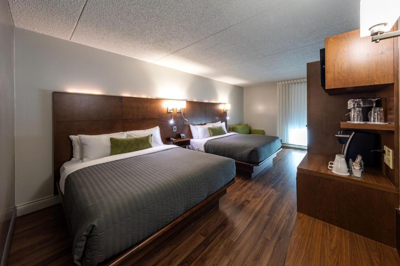 Hotel & Suites Normandin Quebec Buitenkant foto