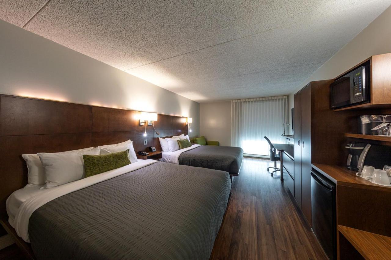 Hotel & Suites Normandin Quebec Buitenkant foto