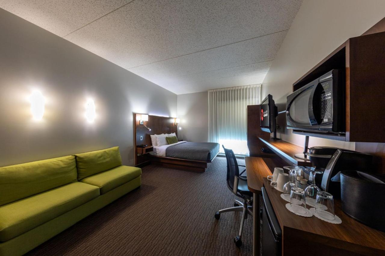 Hotel & Suites Normandin Quebec Buitenkant foto