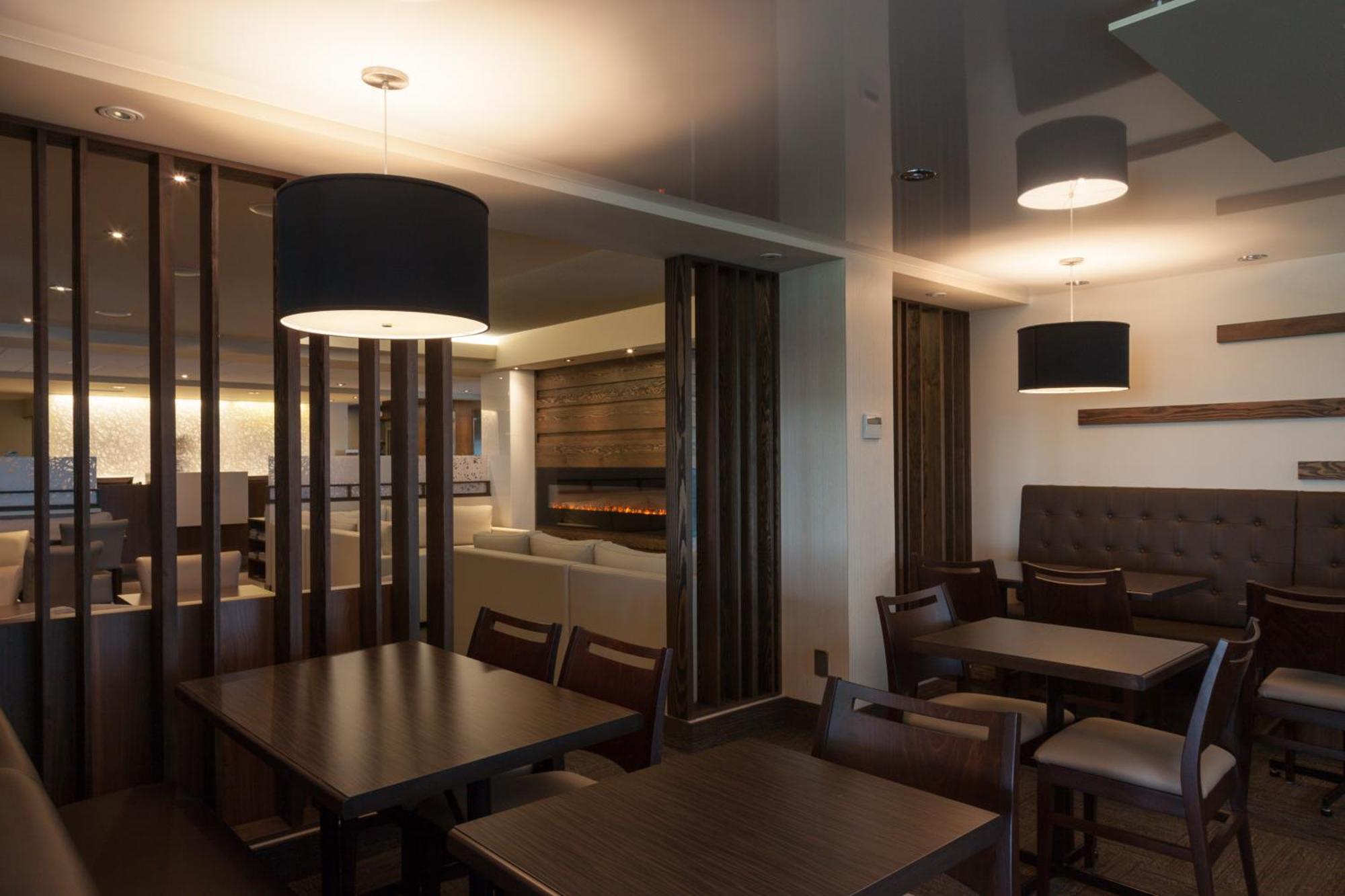 Hotel & Suites Normandin Quebec Buitenkant foto