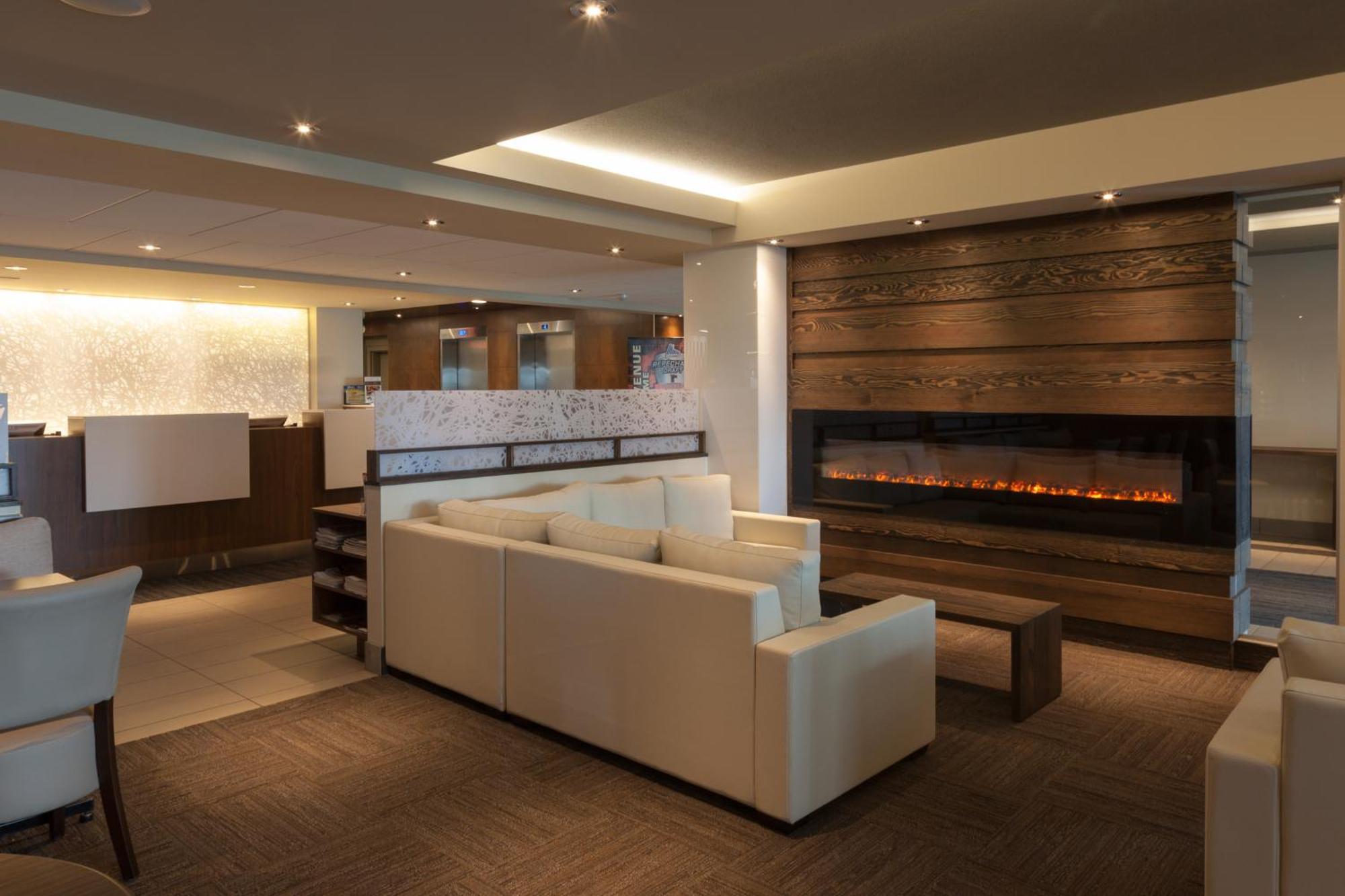 Hotel & Suites Normandin Quebec Buitenkant foto