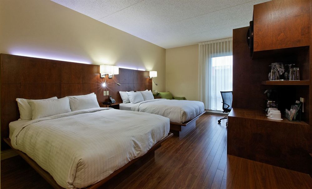 Hotel & Suites Normandin Quebec Buitenkant foto