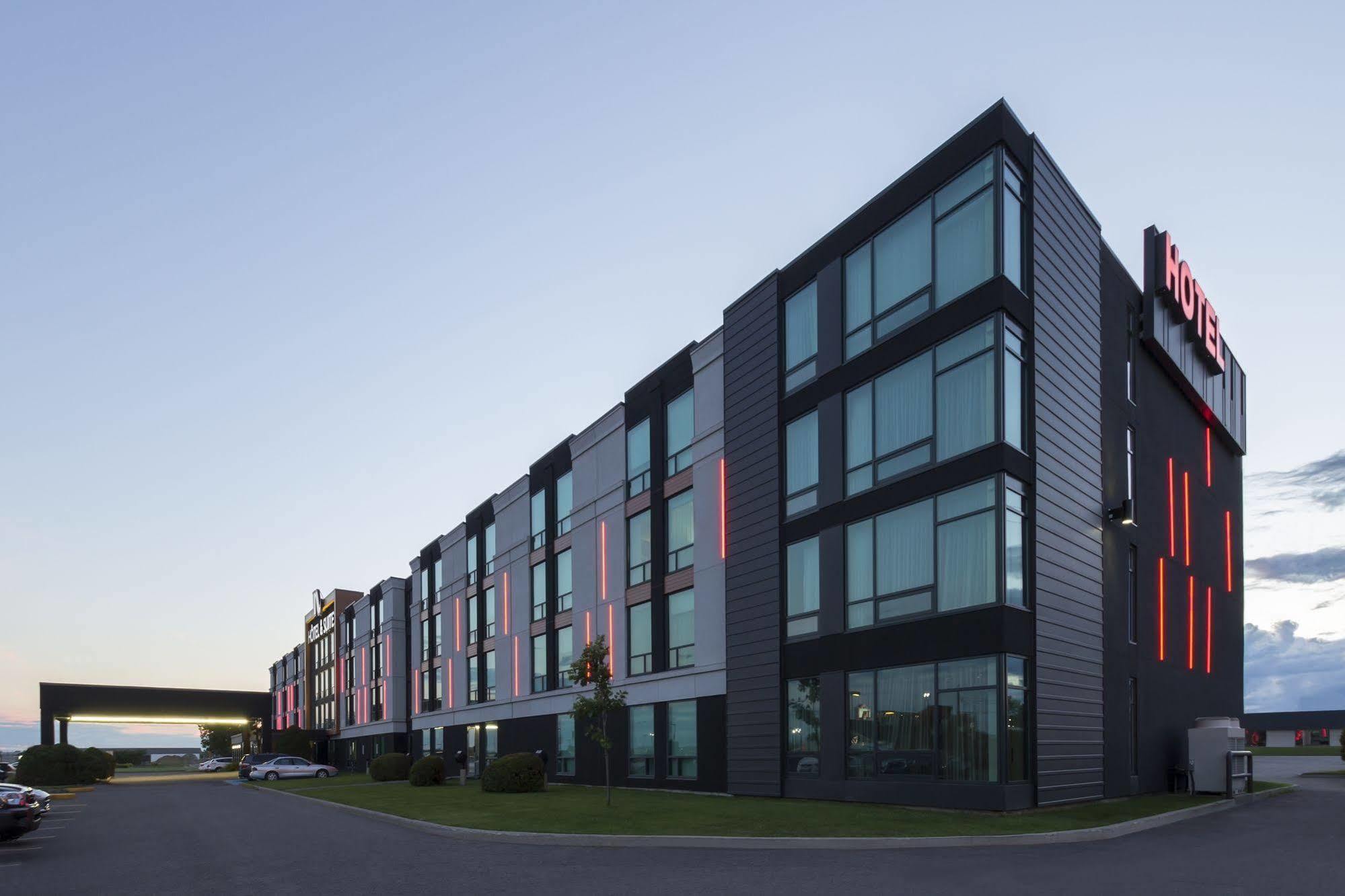 Hotel & Suites Normandin Quebec Buitenkant foto